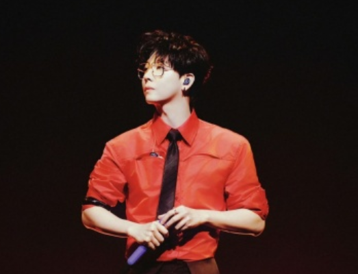 胡夏巡演诸暨站温暖开唱 经典旋律串联青春记忆